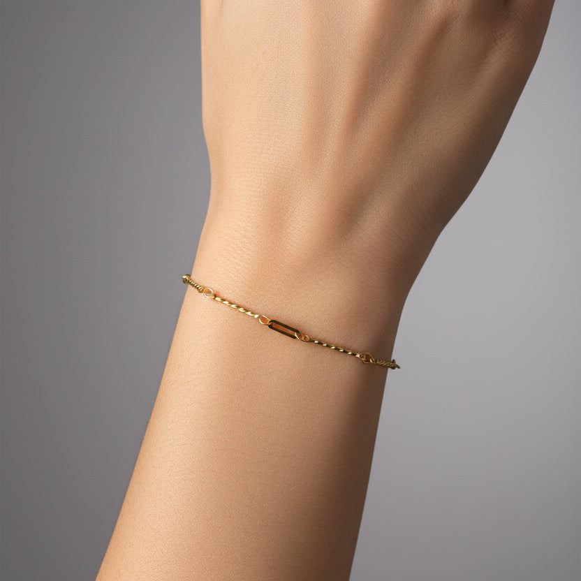 Armband staafjes BY SANNE RVS goud model