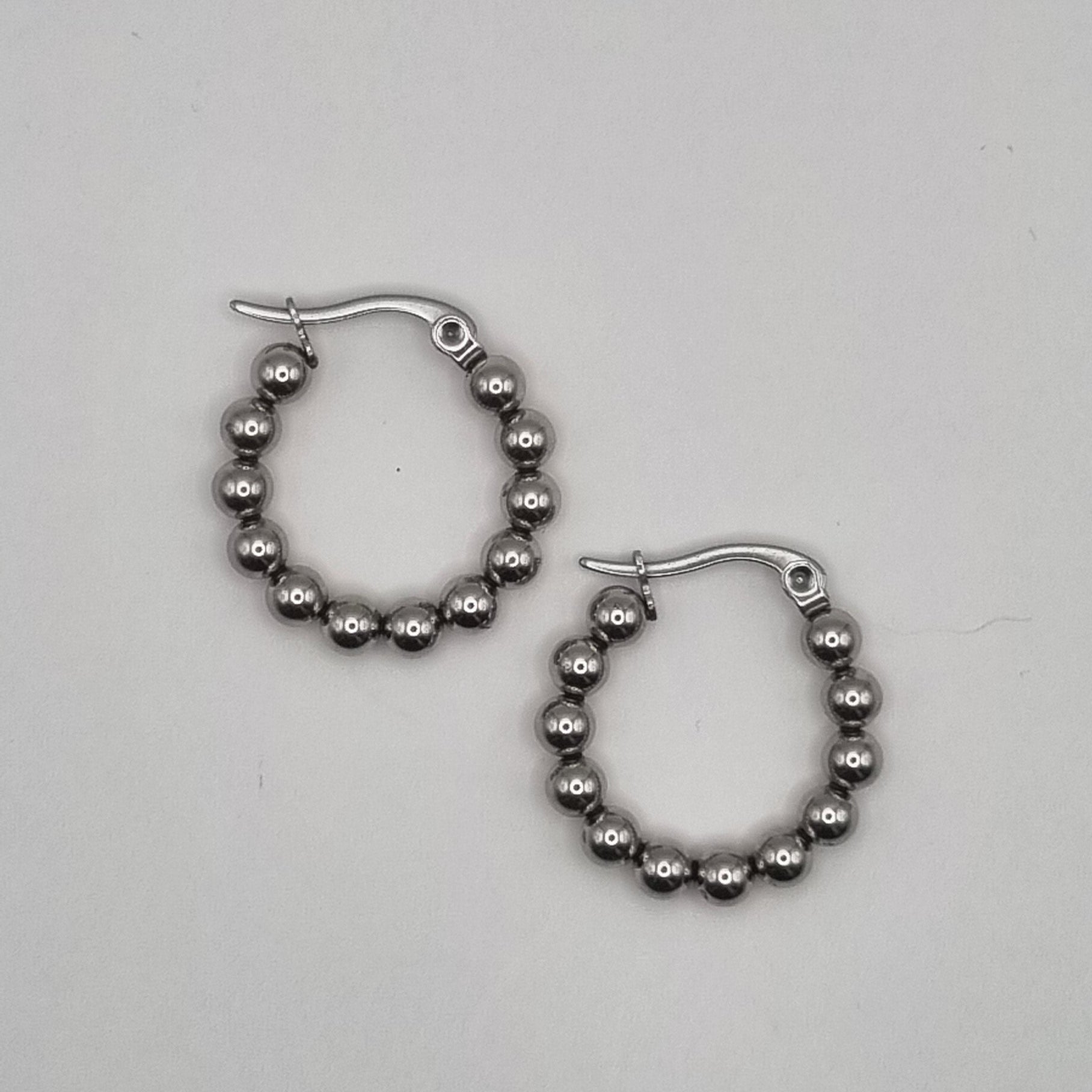 Creolen bolletjes RVS BY SANNE zilver