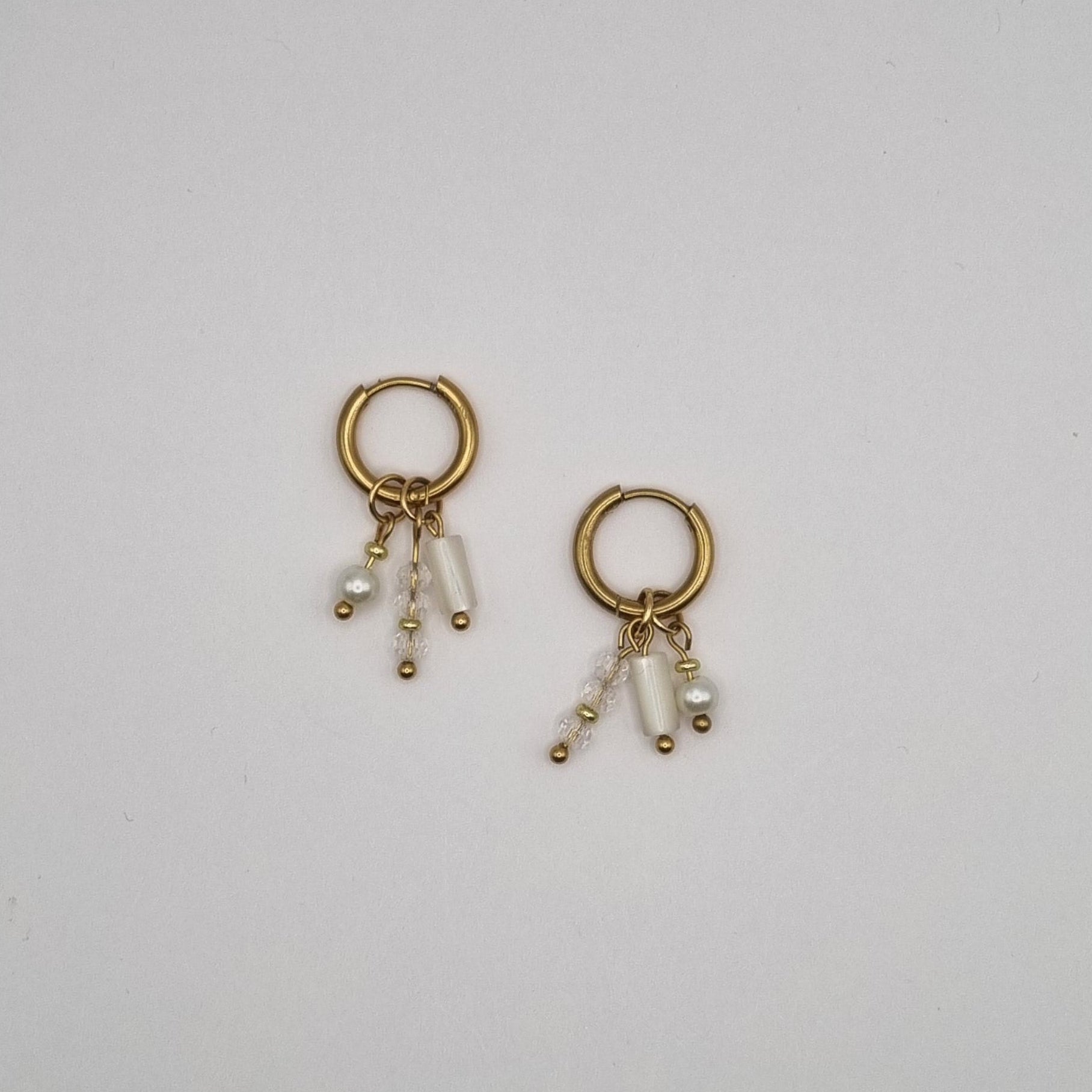 Oorringen parel RVS BY SANNE goud