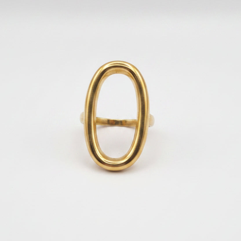 RVS statement ring  Oval BY SANNE goud